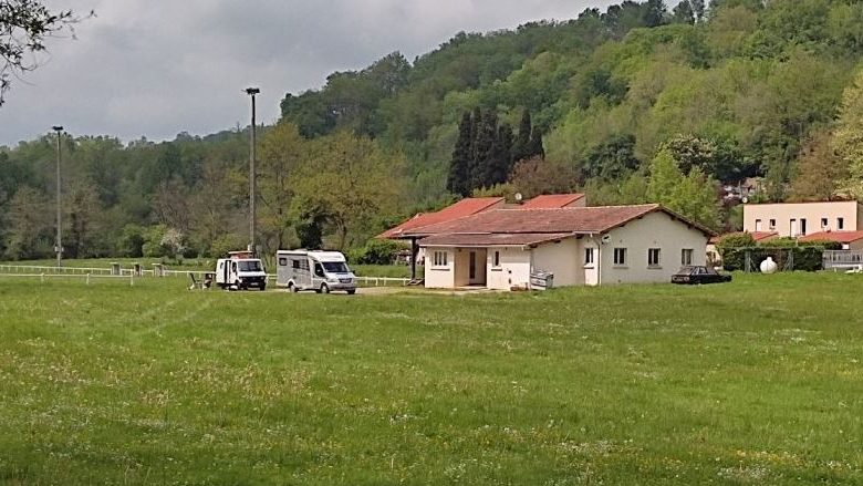 Aire d’accueil/services camping-cars de Sainte-Croix-Volvestre