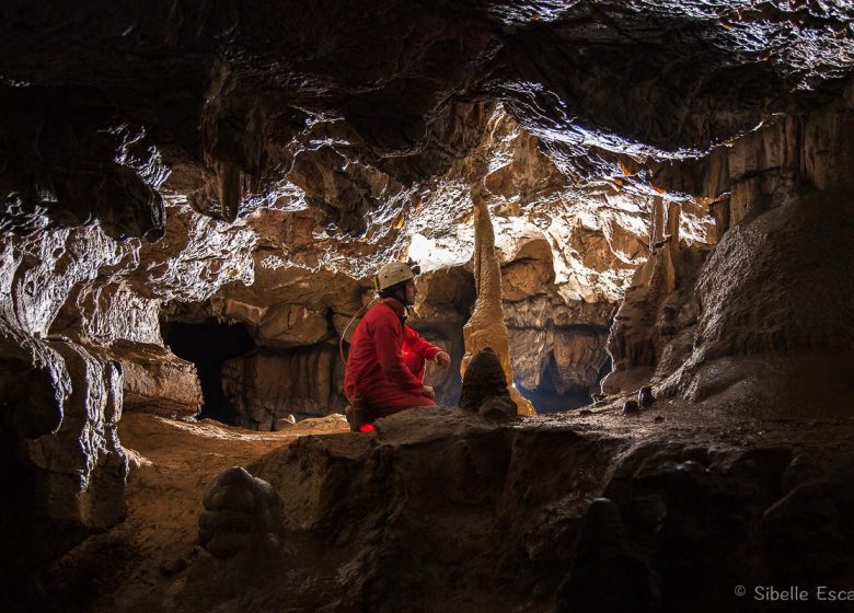 Spéléologie avec Sibelle Escapade