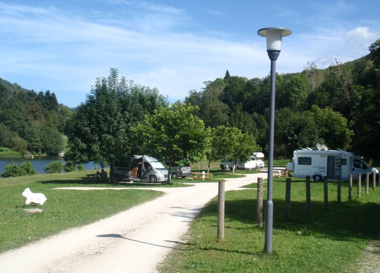 Aire d’accueil et de services camping-cars de Bonac-Irazein