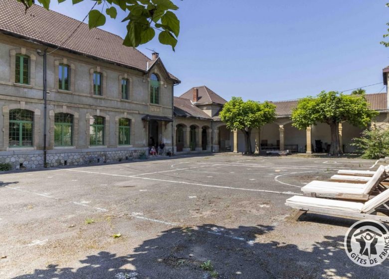 Chambre d’hôtes L’ECOLE BUISSONNIERE