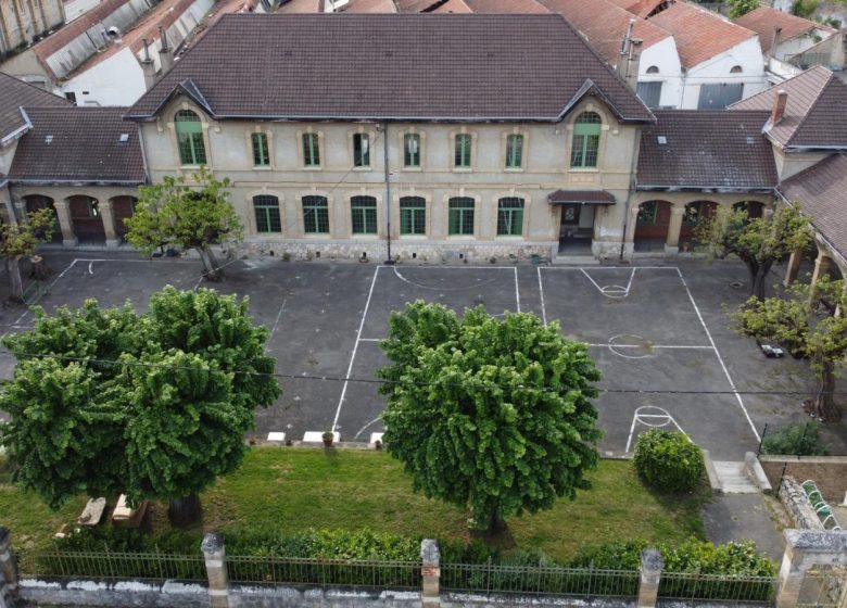 Chambre d’hôtes L’ECOLE BUISSONNIERE