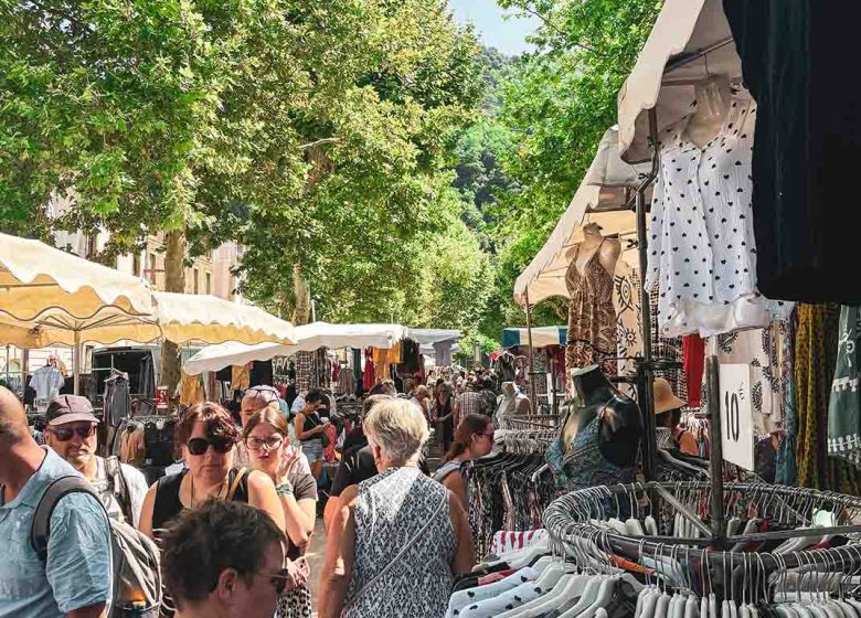 Marché local du mardi à Foix