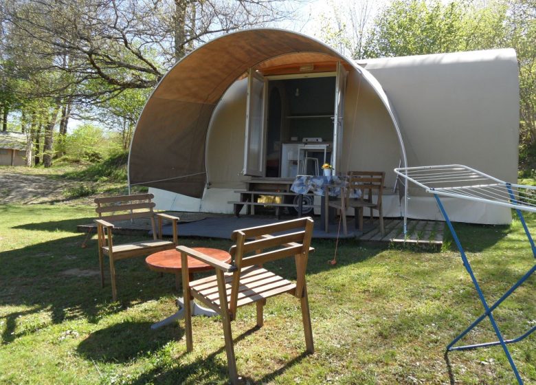 Camping naturiste Millefleurs