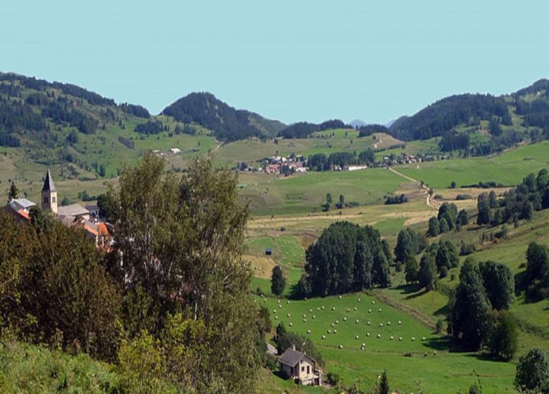 Villages et montagnes du Pays d’Aillou – La Ferme aux Anes