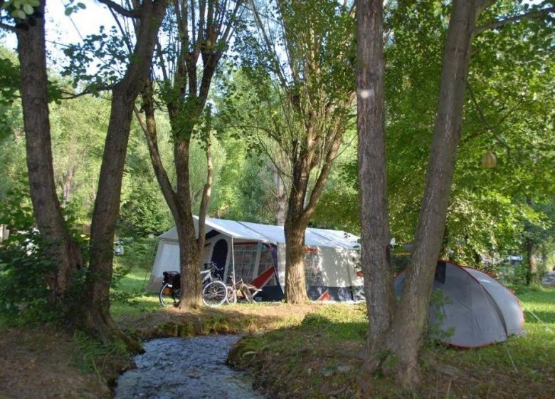 Camping des Grottes